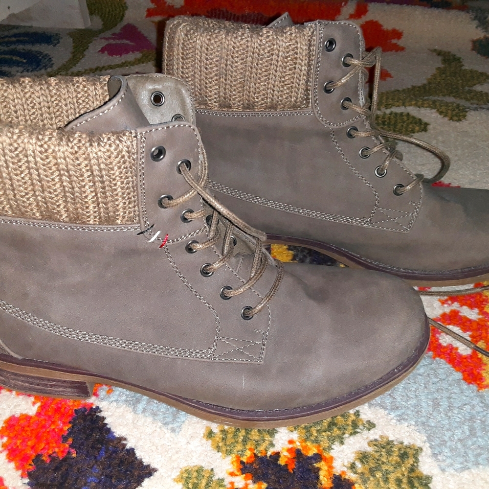 Ankle boots